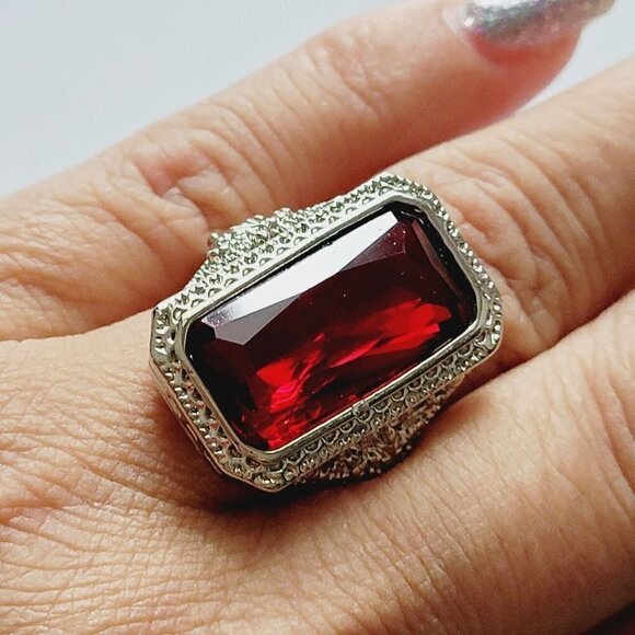Emerald Cut Red Glass Filigree Ring Sz 7.75 Vintage New Old Stock Silver Tone - Picture 1 of 11